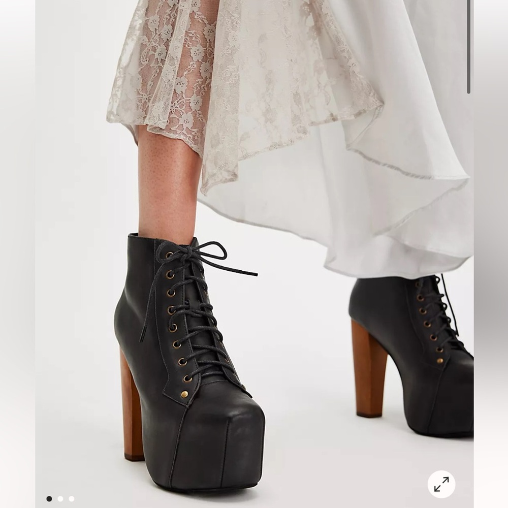 NIB Jeffrey Campbell Black Distressed Lita Boots Size 8